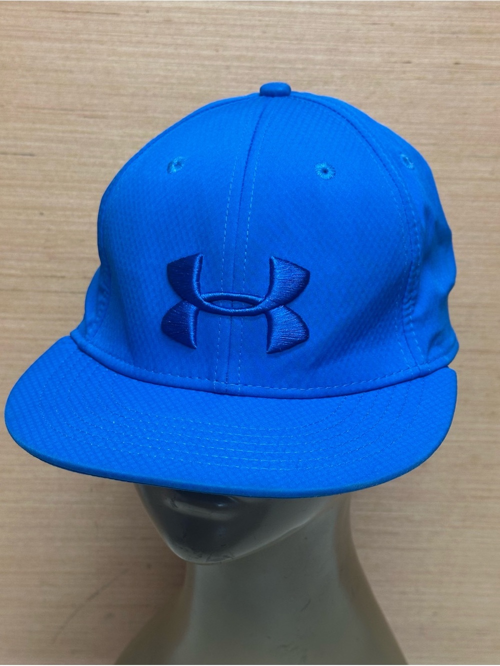 Under Armour Blue Fitted Baseball Hat Cap Adult Size Medium
